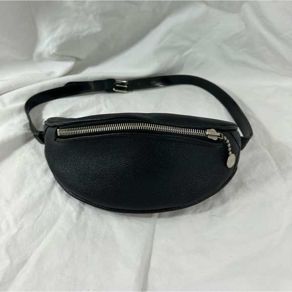 Genuine vintage KITZ black leather belt bag fanny pack - Picture 2 of 10